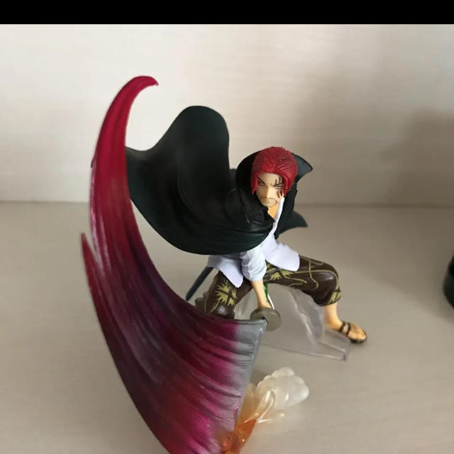 集英社 One Piece シャンクス フィギュアの通販 By Ichi1 S Shop シュウエイシャならラクマ