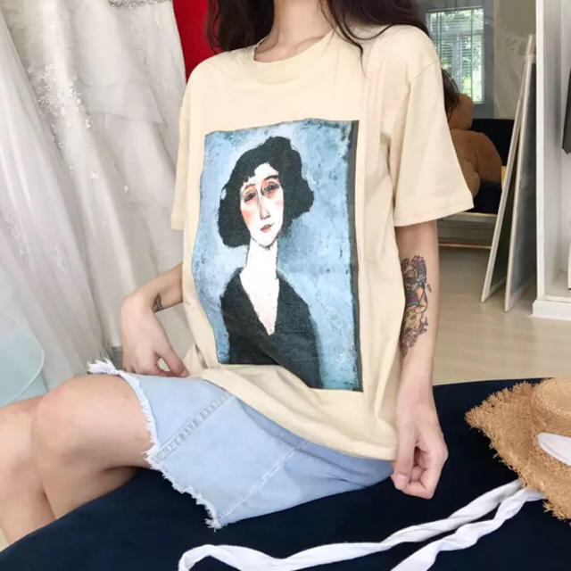 ART 人物画プリント Tシャツ 芸術 絵画 半袖 レディースのトップス(Tシャツ(半袖/袖なし))の商品写真