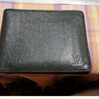 ルイヴィトン タイガ 二つ折り財布 ルイヴィトン タイガ 二つ折り財布