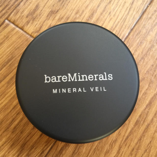 bareMinerals(ベアミネラル)の新品未開封です❤️ コスメ/美容のベースメイク/化粧品(フェイスパウダー)の商品写真