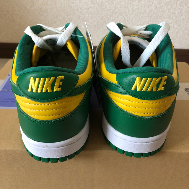 NIKE(ナイキ)のNIKE Dunk low sp Brazil 26 US8 メンズの靴/シューズ(スニーカー)の商品写真