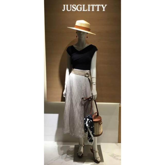 JUSGLITTY(ジャスグリッティー)のジャスグリッティー　アシメニット レディースのトップス(ニット/セーター)の商品写真