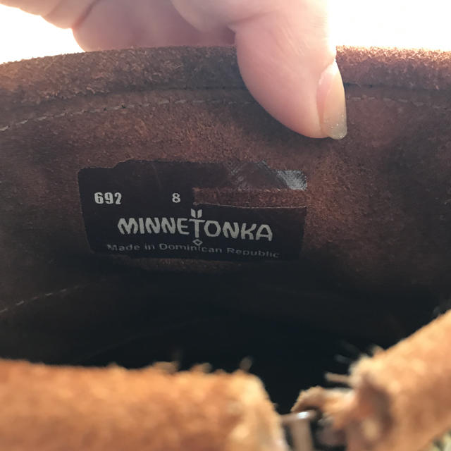 Minnetonka(ミネトンカ)のフリンジ　ショートブーツ レディースの靴/シューズ(ブーツ)の商品写真