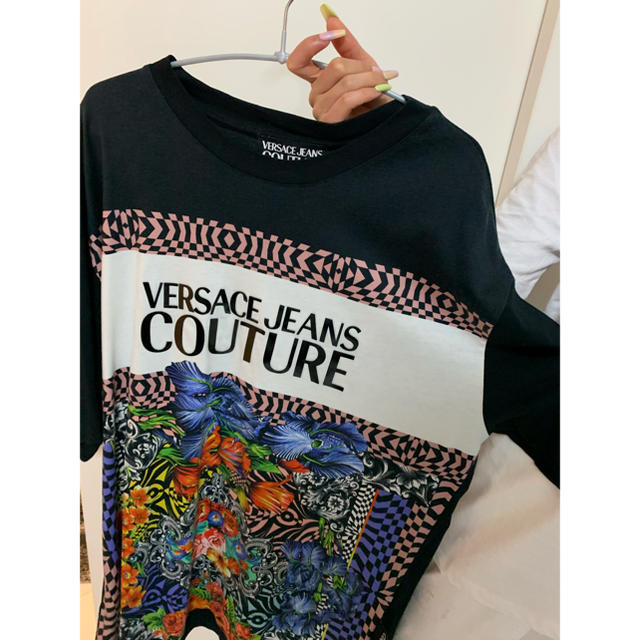 VERSACE(ヴェルサーチ)のベルサーチTシャツ レディースのトップス(Tシャツ(半袖/袖なし))の商品写真