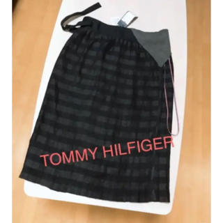 トミーヒルフィガー(TOMMY HILFIGER)のTOMMY HILFIGER❤︎ブラックラメプリーツ巻きスカート 新品(ロングスカート)