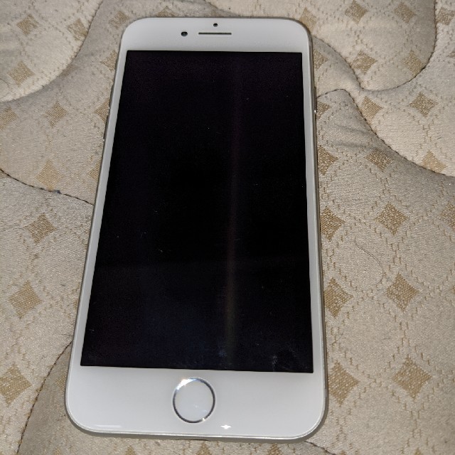 iPhone(アイフォーン)のiphone8 64GB ホワイト simフリー スマホ/家電/カメラのスマートフォン/携帯電話(スマートフォン本体)の商品写真