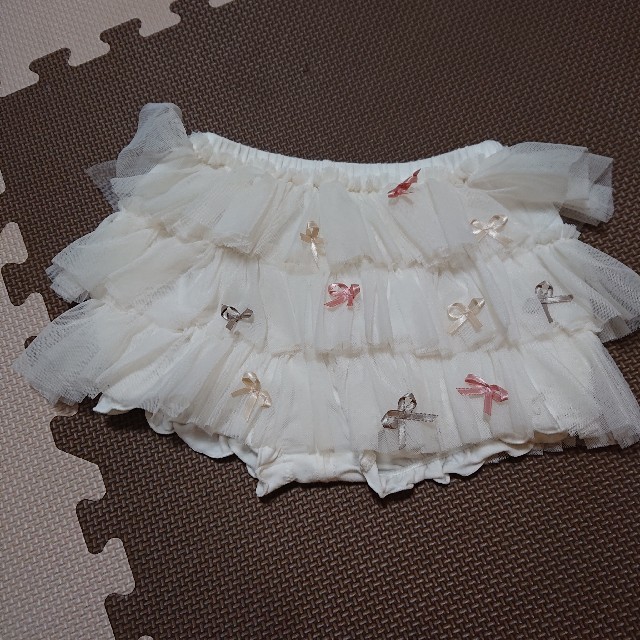 TOCCA(トッカ)のトッカ チュールスカートブルマ 白 ピンクリボン キッズ/ベビー/マタニティのベビー服(~85cm)(パンツ)の商品写真