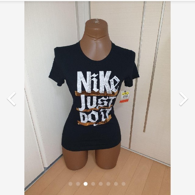 NIKE(ナイキ)のアメリカ購入 NIKE Tシャツ レディースのトップス(Tシャツ(半袖/袖なし))の商品写真