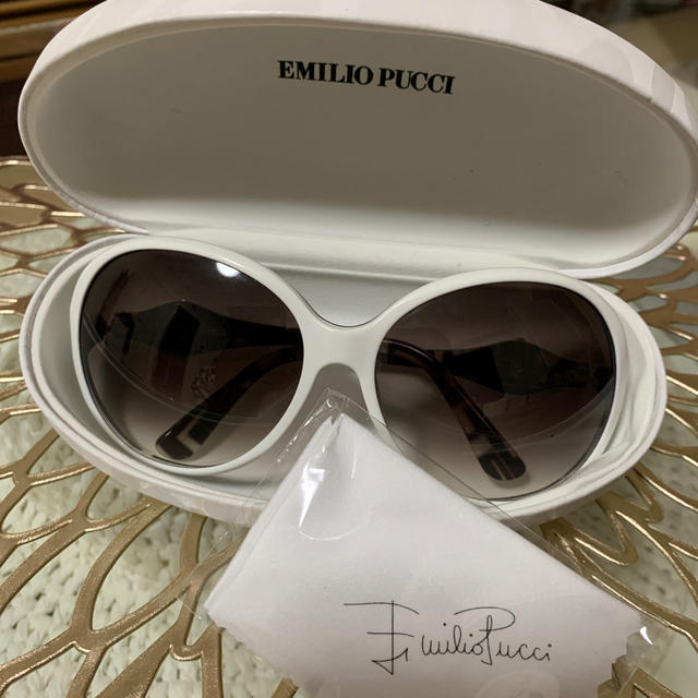 EMILIO PUCCI(エミリオプッチ)のEMILIO PUCCI 美品　サングラス　エミリオプッチ レディースのファッション小物(サングラス/メガネ)の商品写真