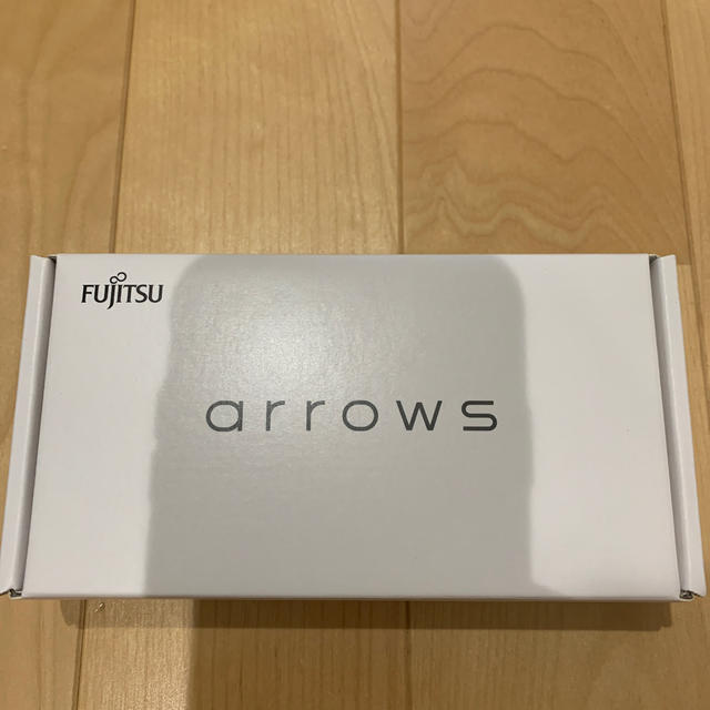 arrows(アローズ)の新品　arrows RX ブラック　楽天モバイル版 simフリー スマホ/家電/カメラのスマートフォン/携帯電話(スマートフォン本体)の商品写真