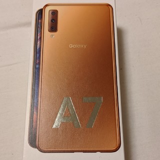 Galaxy a7 ゴールド(スマートフォン本体)