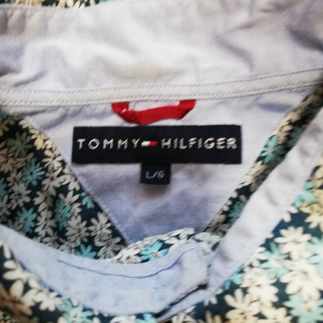 TOMMY HILFIGER(トミーヒルフィガー)の大きいサイズ　花柄　トミーヒルフィガー　半袖シャツ メンズのトップス(シャツ)の商品写真