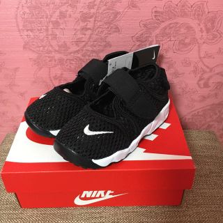 ナイキ(NIKE)のNIKE リフト 14cm  新品未使用 箱無し-300円値引き(サンダル)