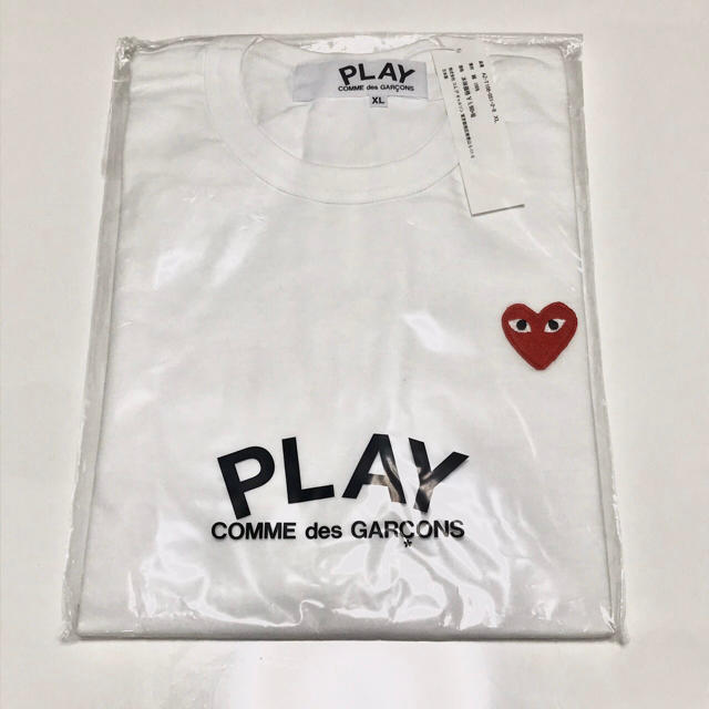 COMME des GARCONS(コムデギャルソン)のXLサイズ　PLAY COMME des GARCONS ワンポイントTシャツ メンズのトップス(Tシャツ/カットソー(半袖/袖なし))の商品写真