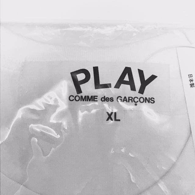 COMME des GARCONS(コムデギャルソン)のXLサイズ　PLAY COMME des GARCONS ワンポイントTシャツ メンズのトップス(Tシャツ/カットソー(半袖/袖なし))の商品写真