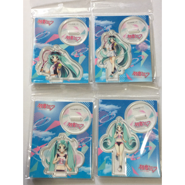 frmjpn様専用 初音ミク アクスタ オンクレ限定 エンタメ/ホビーのおもちゃ/ぬいぐるみ(キャラクターグッズ)の商品写真