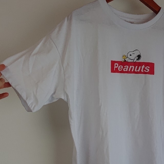スヌーピー 白Tシャツ レディースのトップス(Tシャツ(半袖/袖なし))の商品写真
