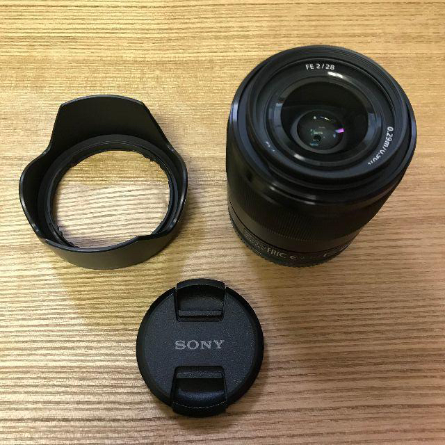 SONY(ソニー)のSONY FE 28mm F2 SEL28F20 スマホ/家電/カメラのカメラ(レンズ(単焦点))の商品写真