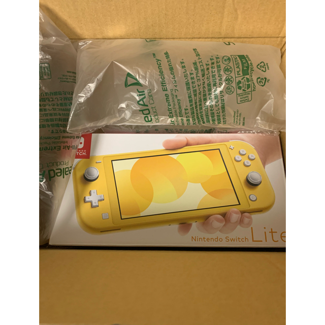 新品未開封 Nintendo Switch Lite イエロー　スイッチ　ライト