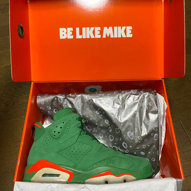 NIKE(ナイキ)の【1love1heart様専用】AIR JORDAN 6 like mike メンズの靴/シューズ(スニーカー)の商品写真