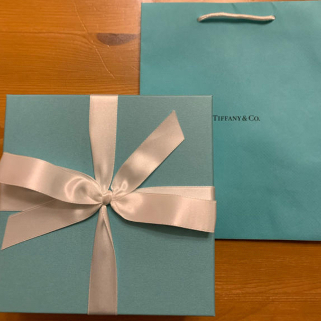 Tiffany & Co.(ティファニー)の未開封保管品＊ティファニーブルーボックスボウル＊ペア　未使用のお渡し袋付 インテリア/住まい/日用品のキッチン/食器(食器)の商品写真