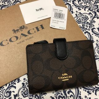 コーチ(COACH)のすぐ発送【新品未使用】コーチ◆シグネチャー柄◆折り財布◆ブラウン×ブラック(財布)