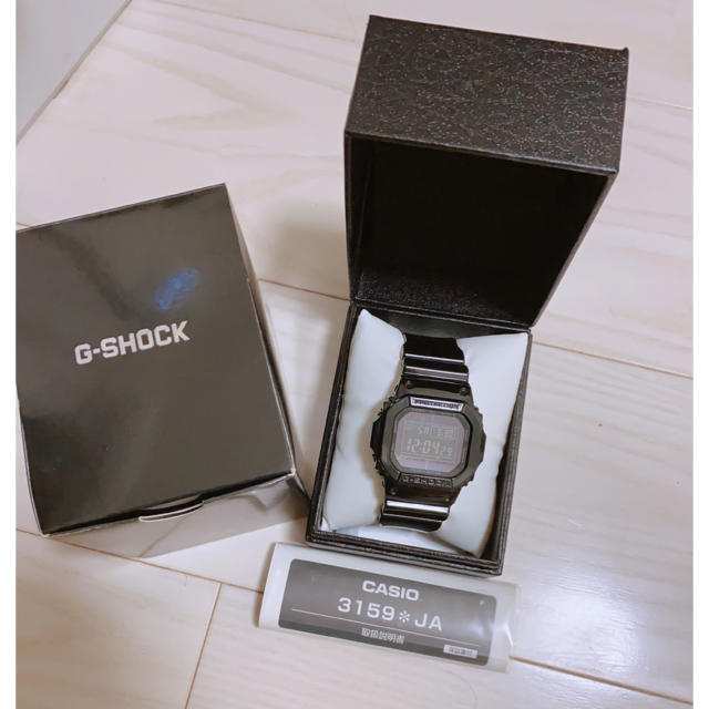 G-SHOCK(ジーショック)のG-SHOCK グロッシー・ブラックシリーズ GW-M5610BB-1JF メンズの時計(腕時計(デジタル))の商品写真