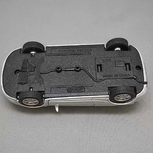 TOYOTA セリカ ミニカー KiNSMART 1:34 シルバーの通販 by TOYOTA セリカ ミニカー KiNSMART 1:34 シルバーの通販 by