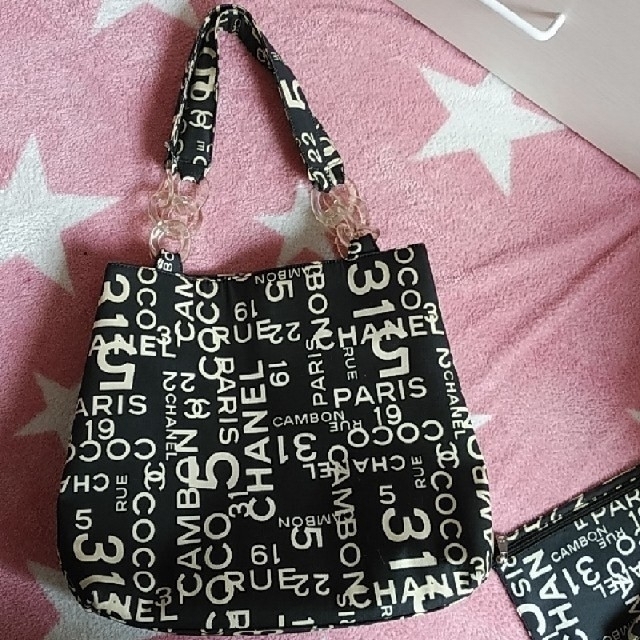 CHANEL(シャネル)のシャネルバイシー キャンバス トート  レディースのバッグ(トートバッグ)の商品写真