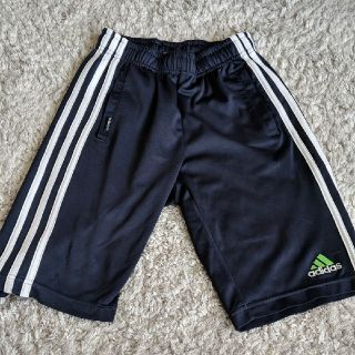 アディダス(adidas)の130 adidas アディダス ハーフパンツ 半ズボン 3本ライン(パンツ/スパッツ)