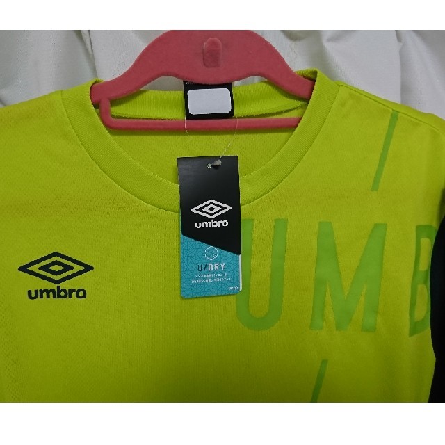 UMBRO(アンブロ)の【アンブロ】プラクティスシャツ スポーツ/アウトドアのサッカー/フットサル(ウェア)の商品写真