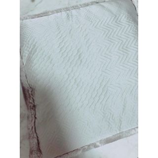 ザラホーム(ZARA HOME)の美品新品未使用zara homeクッション(クッション)