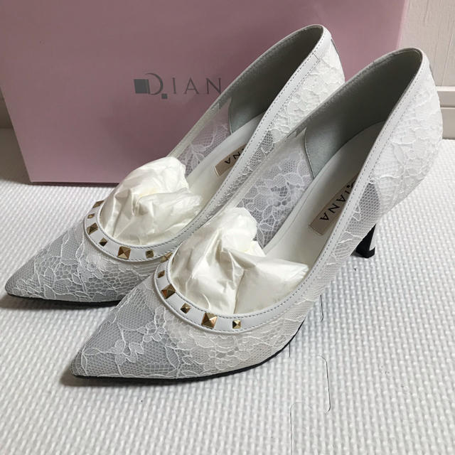 DIANA(ダイアナ)のDiana 白レースパンプス 24 レディースの靴/シューズ(ハイヒール/パンプス)の商品写真