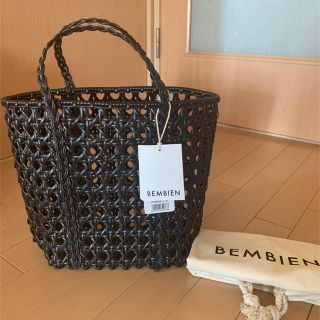 アパルトモンドゥーズィエムクラス(L'Appartement DEUXIEME CLASSE)のBEMBIEN  ベンビエン　トートバック(かごバッグ/ストローバッグ)