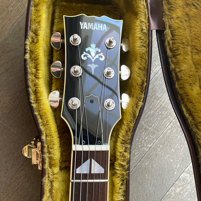 ヤマハ(ヤマハ)のYAMAHA SG1820 定価385000円 楽器のギター(エレキギター)の商品写真