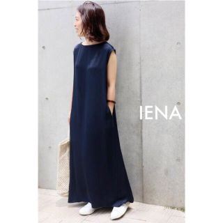 イエナ(IENA)の新品タグ付⭐️IENA サテンロングワンピース　ネイビー(ロングワンピース/マキシワンピース)