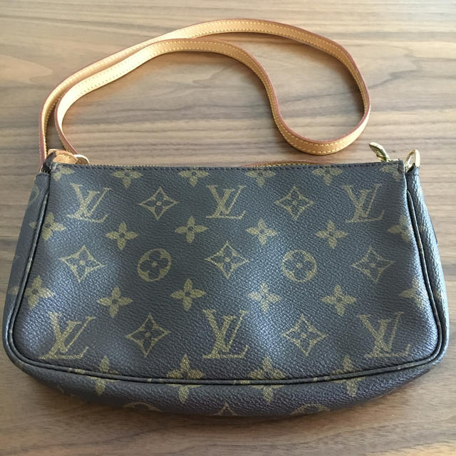 LOUIS VUITTON(ルイヴィトン)の【ゆめさん専用】ルイヴィトン アクセソワール  レディースのバッグ(ショルダーバッグ)の商品写真