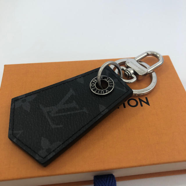 LOUIS VUITTON(ルイヴィトン)の★極美品★ルイヴィトン　キーホルダー　アンシャッペ MP1795 メンズのファッション小物(キーホルダー)の商品写真