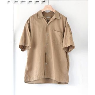 コモリ(COMOLI)の【20/ss】comoli ベタシャンオープンカラーシャツ　カーキ サイズ 1(シャツ)