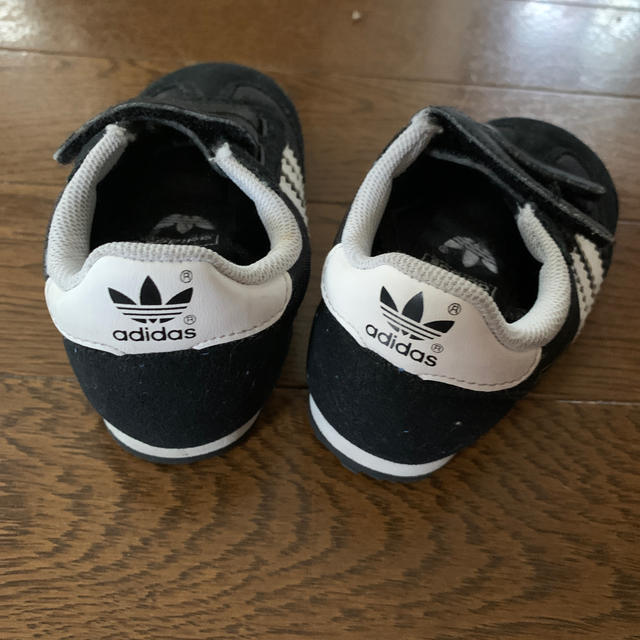 adidas(アディダス)のアディダス　ベビースニーカー キッズ/ベビー/マタニティのベビー靴/シューズ(~14cm)(スニーカー)の商品写真