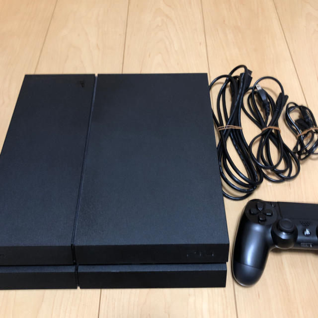 PlayStation4(プレイステーション4)のプレステーション4 SONY PlayStation4 本体 500GB エンタメ/ホビーのゲームソフト/ゲーム機本体(家庭用ゲーム機本体)の商品写真
