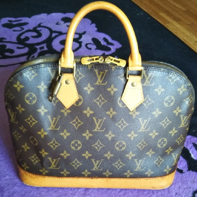 LOUIS VUITTON(ルイヴィトン)のLOUIS VUTTN　アルマ レディースのバッグ(ハンドバッグ)の商品写真