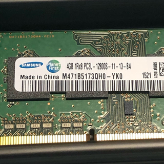 サムスン(SAMSUNG)のノートパソコン用メモリ4GB   PC3L-12800S-11-13-B4  (PCパーツ)