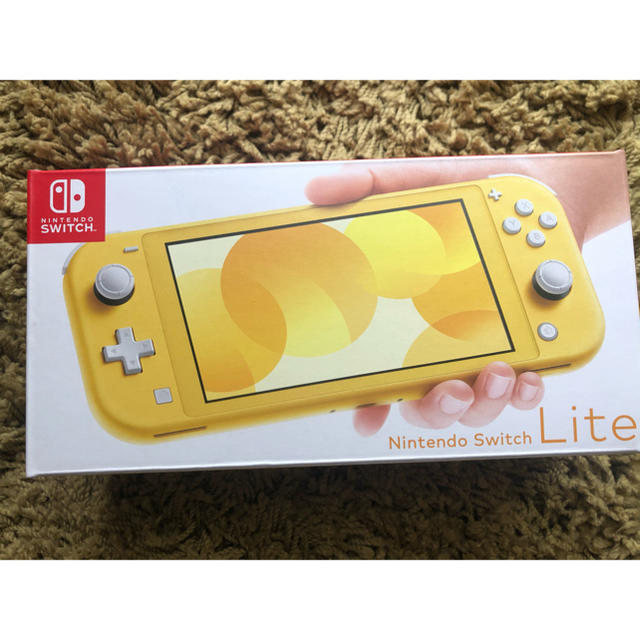 家庭用ゲーム機本体Nintendo Switch Lite イエロー