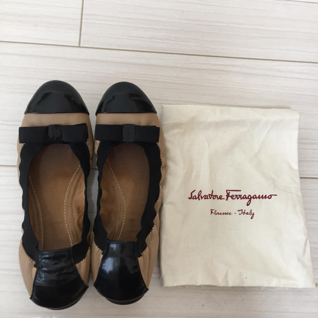 サルバトーレフェラガモ SalvatoreFerragamo フラットシューズ