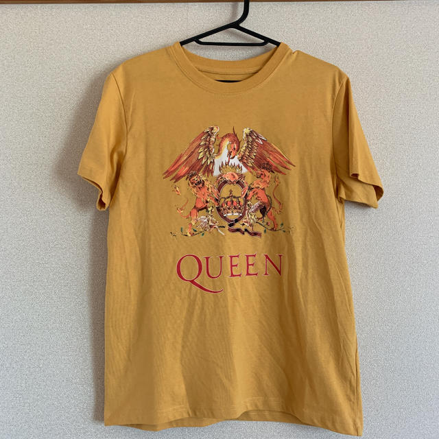 GU(ジーユー)のGU Queen グラフィックTシャツ メンズのトップス(Tシャツ/カットソー(半袖/袖なし))の商品写真