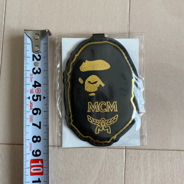 A BATHING APE(アベイシングエイプ)のMCM BAPE コラボ キーホルダー メンズのファッション小物(キーホルダー)の商品写真