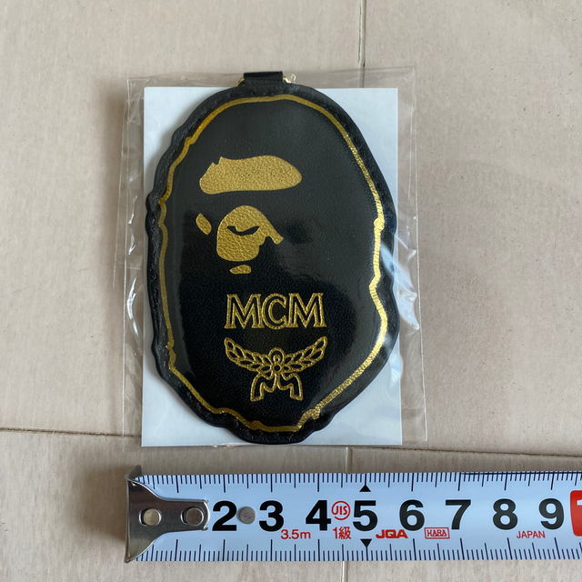 A BATHING APE(アベイシングエイプ)のMCM BAPE コラボ キーホルダー メンズのファッション小物(キーホルダー)の商品写真