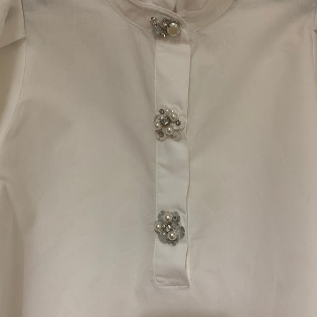 ZARA(ザラ)のZara ホワイトシャツ レディースのトップス(シャツ/ブラウス(長袖/七分))の商品写真