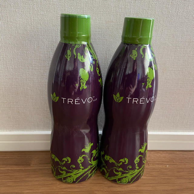 trevo トレボ　清涼飲料水　2本